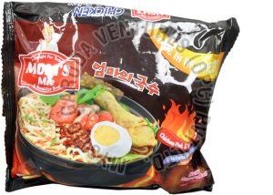 Mom\'s Mie Chicken Hot And Spicy Instant Noodles