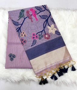 Ladies Munga Silk Saree