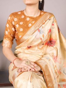 Ladies Printed Tussar Silk Saree