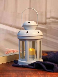 T Light Holder