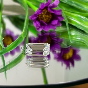 Luxury Defined Dazzling Emerald-Cut Diamond for a Classic Look