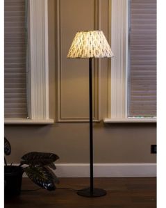 talia lights floor lamp