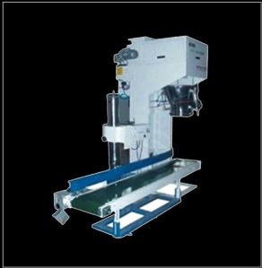 Conveyor Packing Machine