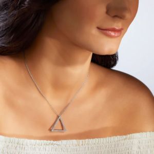 WOMEN DIAMOND TRIANGLE PENDANT