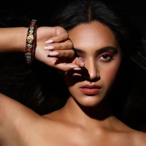 BLUE ENAMELED GOLD PLATED KUNDAN BANGLE