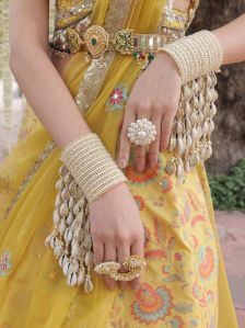 Hansika Ladies Bangle