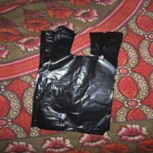 912 Inch Black Plastic Carry Bags