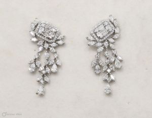Ladies Party Wear Diamond Earrings