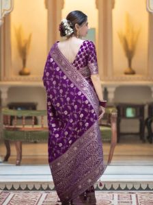 Ladies Purple Embroidered Silk Banarasi Saree