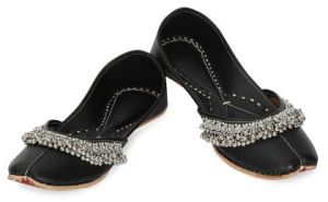 Ladies Black Premium Jewel Jutti