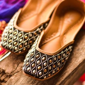 Ladies Stylish Mojari