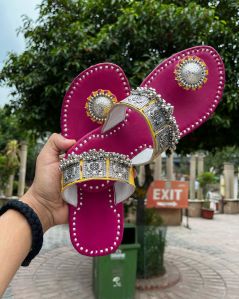 Jewel Kohlapuri Slipper