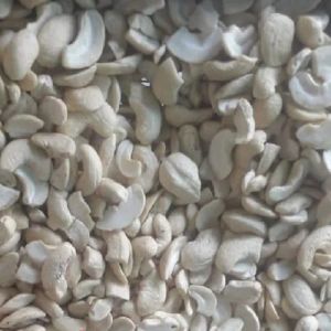 SW180 Split Cashew Nuts