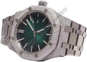 Luxurious Full Iced Out Watch
