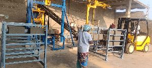 Selling Used Concrete Block Making Machine