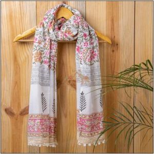 Prapti\'s Premium Ladies Scarf (Cotton, Woolen, Synthetic Fibers)