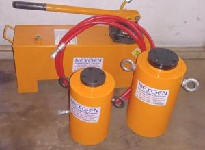 Hydraulic Jacks