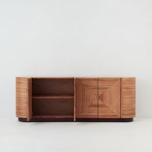 Pervari Buffet Table