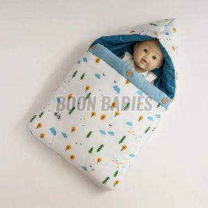 Delightful Printed Baby Carry Bed
