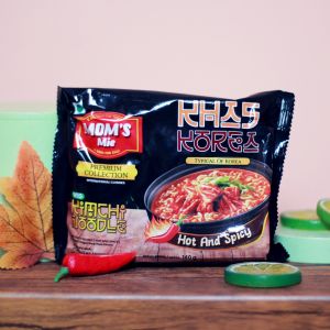 Mom\'s Mie Authentic Kimchi Korean Flavor Veg Instant Noodles
