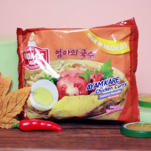 Mom Mie Chicken Curry Instant Noodles