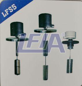 Displacer Type Level Switch