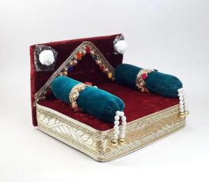 Trendy Puja Singhasan