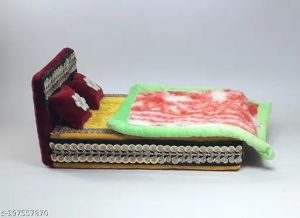 Voguish Puja Bed