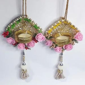 Trendy Wall Hangings