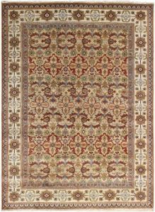 Stylish Antique Heriz Rug