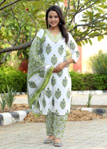 Printed Ladies 3 Piece Suit