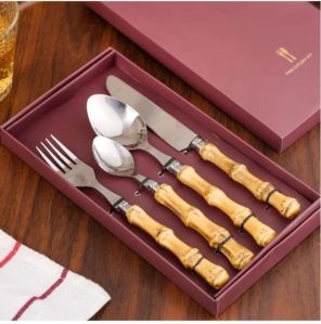 Eco Friendly Mango Wood & Steel Spoon Set
