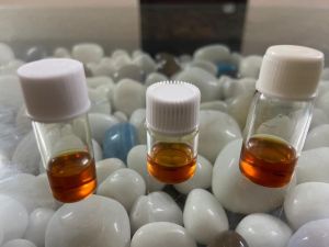 Premium Hindi Agarwood Oud Oil