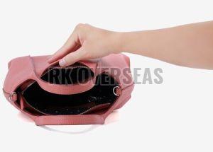 Fashionable Pink Ladies Leather Handbag