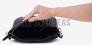 Ladies Black Plain Leather Handbag