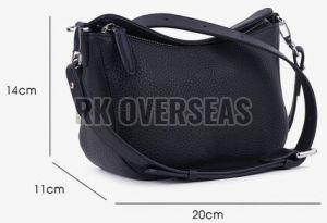Ladies Black Plain Leather Handbag