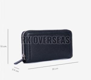 Ladies Plain Black Rectangular Leather Wallet