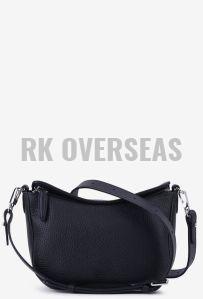 Ladies Black Plain Leather Handbag