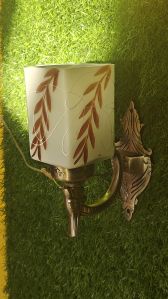 Sqaure Leaf Finish White Wall Sconce
