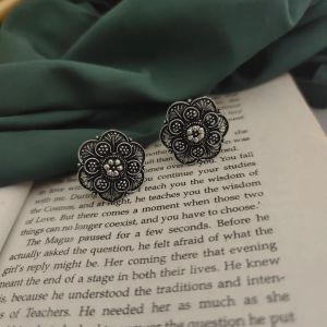 Women Oxidised Stud Earring