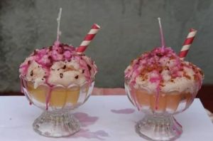 Multicolor Soy Wax Scented Ice-Cream Bowl Candle