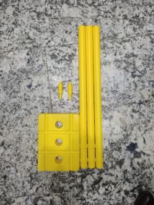 Yellow Plastic Wicket Set