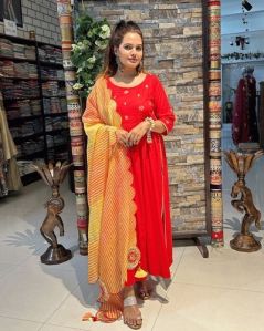 Women Kurta Pant with Leheriya Dupatta