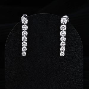 Round Diamond Danglers Ladies Earrings