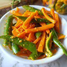 Green Chilli & Carrot Pickle