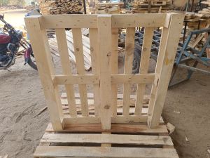 Pine Wood Pallets