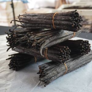 Wholesale Best Quality Vanilla Beans for Sale Low Prices on Bulk Orders Ideal for Food Manufacturers and Chefs