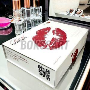 Kiss Crest Packaging Box