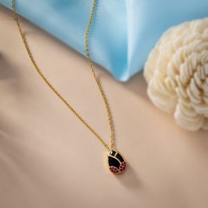 Ladies Designer Tear Drop Gold Plated Pendant With Chain