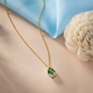Ladies Designer Tear Drop Gold Plated Pendant With Chain